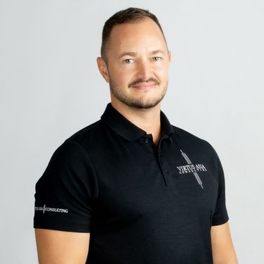 Jan Harling — Chief Growth Officer